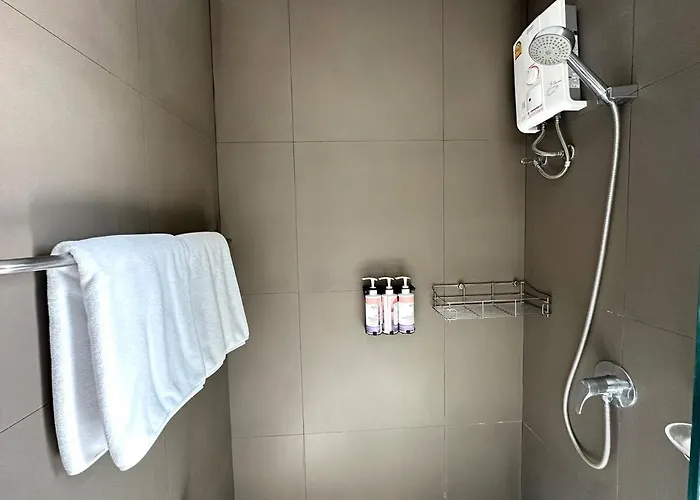 Spacious Serviced Apartment!